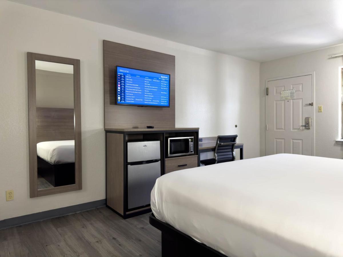 Americas Best Value Inn Austin Kültér fotó